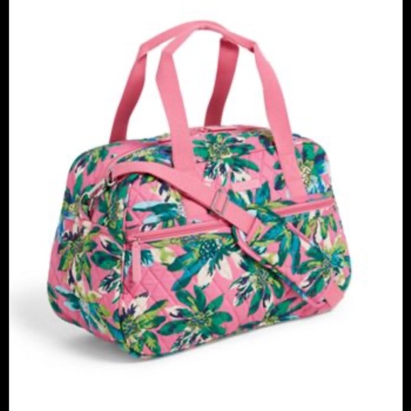 Vera Bradley Handbags - Vera Bradley weekender bag